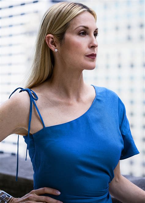 Kelly Rutherford Hot