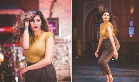 Haryanvi Hot Dancer Sapna Choudhary Glams It Up In Yellow Top And High Waist Pant In Her Latest