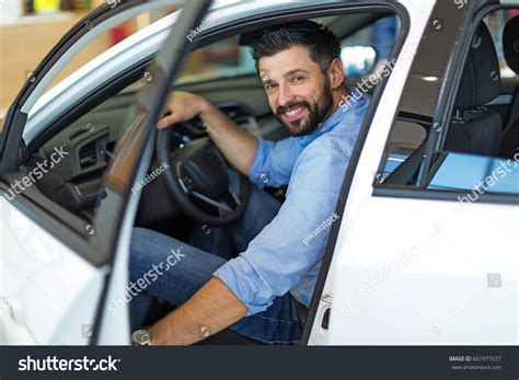 Happy Young Man New Car Stock Photo 661977637 Shutterstock