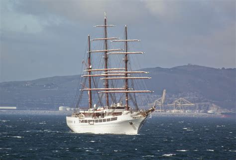 La Actualidad De Coru A En Im Genes La Visita Del Trasatl Ntico Sea