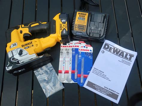 Dewalt Cordless Jigsaw Review - Tools In Action - Power Tool Reviews