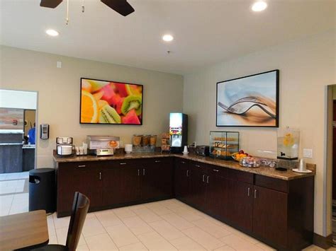 ISLAND SUITES HOTEL $76 ($̶1̶2̶1̶) - Updated 2022 Prices & Reviews - Lake Havasu City, AZ