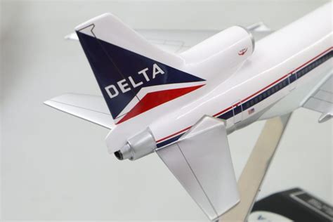 Lockheed L-1011 Delta Airplane Model: Trijet Excellence