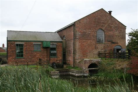 Dogdyke Pumping Station © Chris Allen Cc By Sa20 Geograph Britain