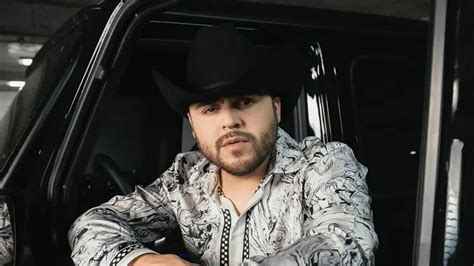 Gerardo Ortiz da una probadita de su nueva música Shows Bandamax