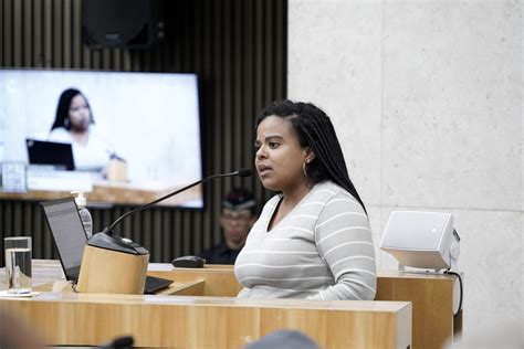 De Autoria Da Vereadora Luana Alves Lei Que Exige Capacita O Dos