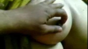 Big Indian Mom Strips Fully Porn