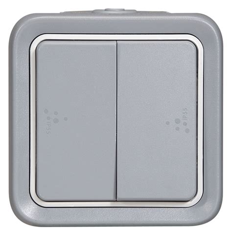 Переключатель на 2 направления IP55, Legrand Plexo (серый) - артикул ...