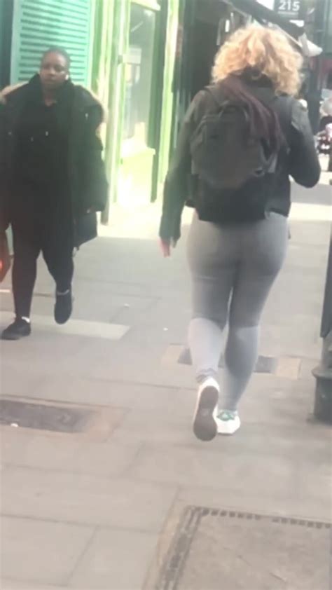 BLONDE PAWG IN GREY JEANS ThisVid