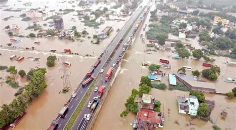 Chennai rains: Three dead, 800 stranded on railway station; IMD ...