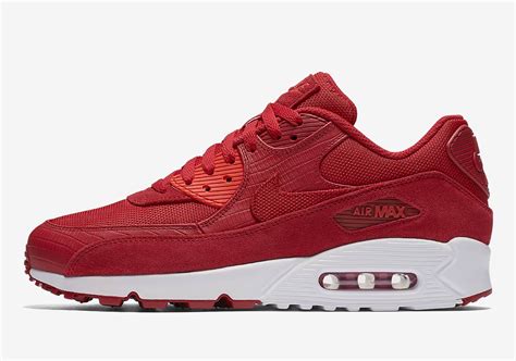 Nike Air Max 90 Premium Snakeskin Available Now | SneakerNews.com