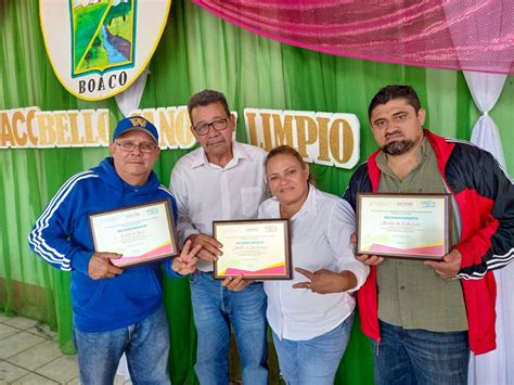 Entregan reconocimientos a municipios más limpios del departamento de