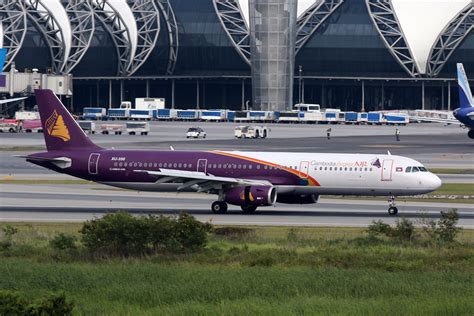 Cambodia Angkor Air Airbus A321 231