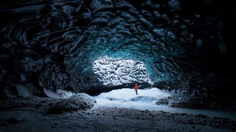 Ice-Caves in Vatnajökull - Visit Vatnajökull