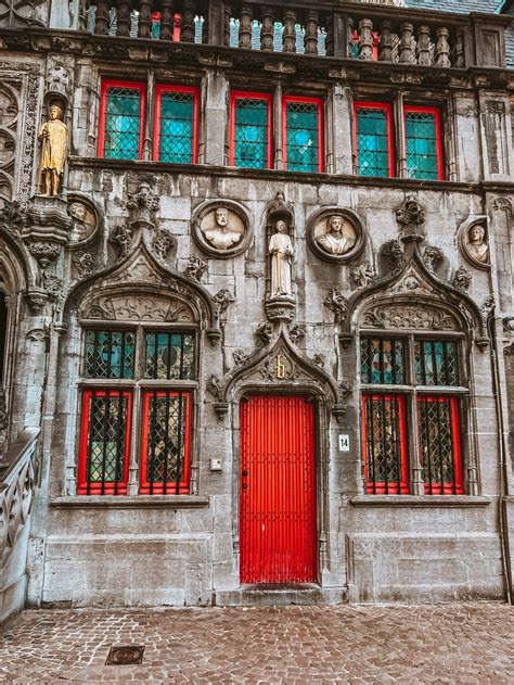 A day in Bruges: Belgium travel guide - Colour me in style