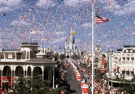 Opening Day at Magic Kingdom – October 1st, 1971 « Disney Parks Blog