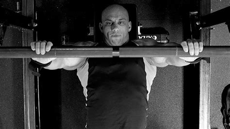 Tip Use The Thumbless Bench Press