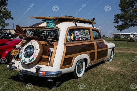 Woody Wagon editorial stock image. Image of north, transportation ...