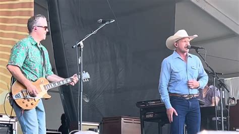 Watch Jason Isbell Bring Out An Oklahoma Native To Sing King Of