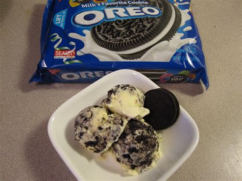 Ice Cream Sunday: Oreo Ice Cream | Bake, Run, Live