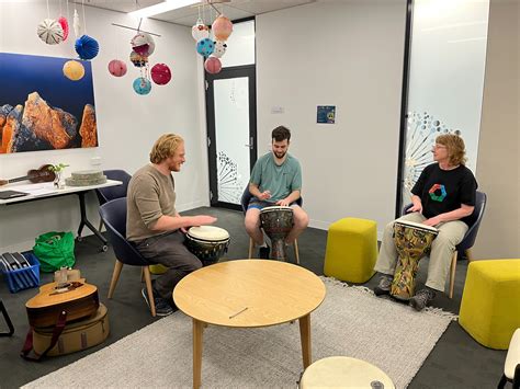 Music Therapy (Isaac) - The Hobart Clinic