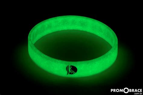 Pulseira Que Brilha No Escuro - Pulseira de silicone que brilha no escuro em baixo/alto relevo com cor ...
