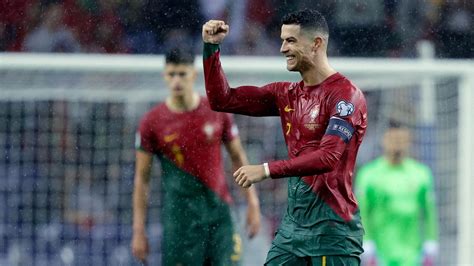 Cristiano Ronaldo Fala Sobre Chegar Aos Mil Gols Vai Ser Bem Dif Cil