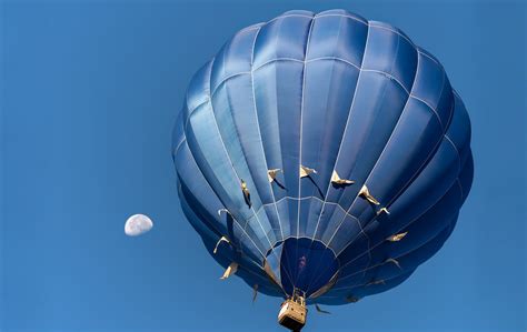 1920x1080 Resolution Blue Hot Air Balloon Moon Blue Sky Hot Air