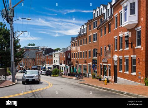 USA, New Hampshire, Portsmouth, Bow Street Stock Photo - Alamy