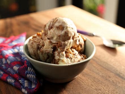 No Churn Chocolate Peanut Butter Ice Cream Recipe Valerie Bertinelli