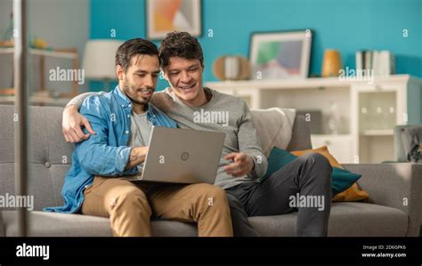 Gay Men Sofa Hi Res Stock Photography And Images Alamy