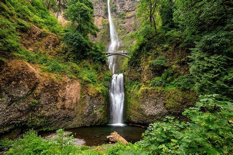 Multnomah Falls - WorldAtlas