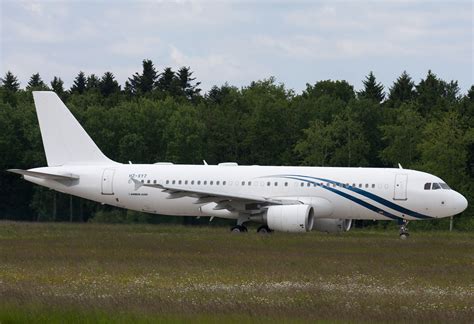 Jet und Propp's 2013 von Jürg Bosshard ...: HZ-XY7 - National Air ...
