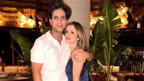 Sussanne Hrithik Roshan S Ex Wife Sussanne Khan Looks Ravishing As She