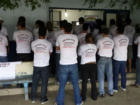 G Policiais Civis Fazem Manifesta O Em Frente A Delegacias Em