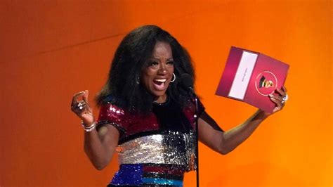 Viola Davis Menang Grammy Award Jadi Artis Ke Dalam Sejarah Dunia