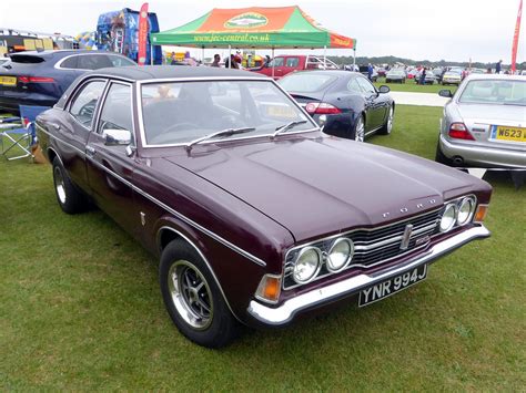 YNR 994J Is A 1971 Ford Cortina Mark III 2000 GXL Sywell Flickr