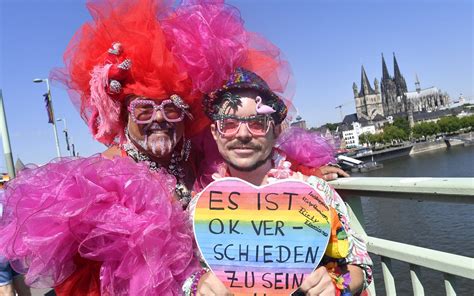 Csd In K Ln Start Strecke Motto Und Programm Mit Tokio Hotel