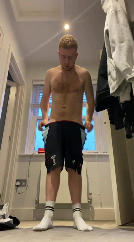Quick Nude Brit ThisVid