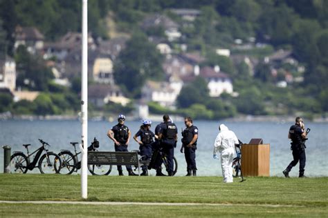 Attaque Au Couteau Annecy En Direct Le Point Sur La Situation