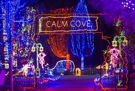 The Most Wonderful And Safe Time Of The Year Holiday Lights At Calm