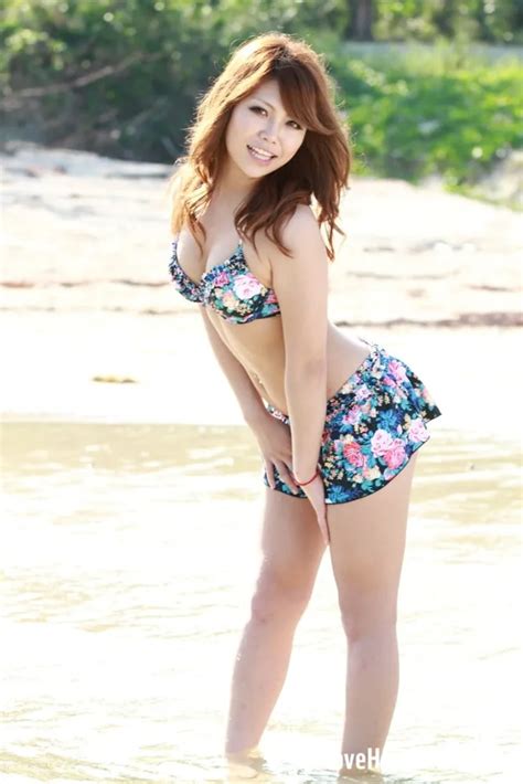 Four Babes In Bikinis Tease Before Sex Nude Pics XHamster