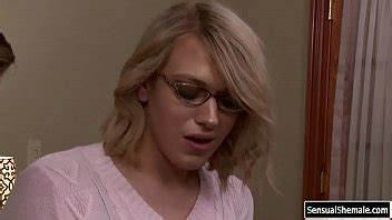 Petite Morena Tgirl Gargantas Y Analed Xvideos