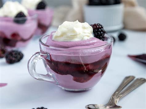 Blackberry Mousse: Easy, 6-Ingredient Recipe