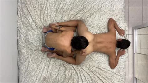 吮吸邻居的屁股 Pornhub Gay