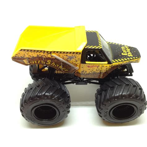 JULIAN S HOT WHEELS BLOG Earth Shaker Monster Jam Truck New For Epic Additions