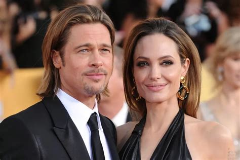 Shiloh Jolie Pitt Δες την μικρογραφία του Brad Pitt photos neolaia gr