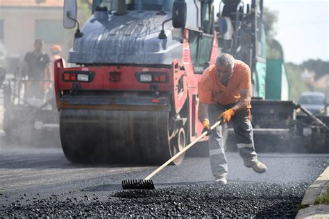 Zadarski Zavr Eno Asfaltiranje Novog Rotora Na Bilom Brigu