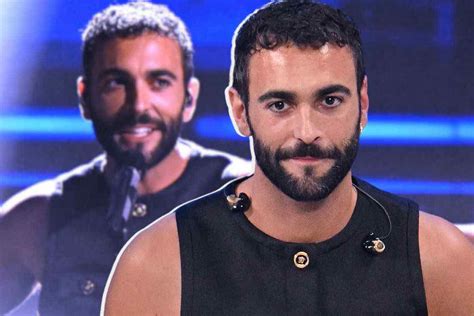 Sanremo 2023 Dietro Loutfit Di Mengoni Cè Una Storia Bellissima