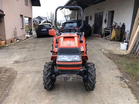 Kubota Aste-195 mini traktor